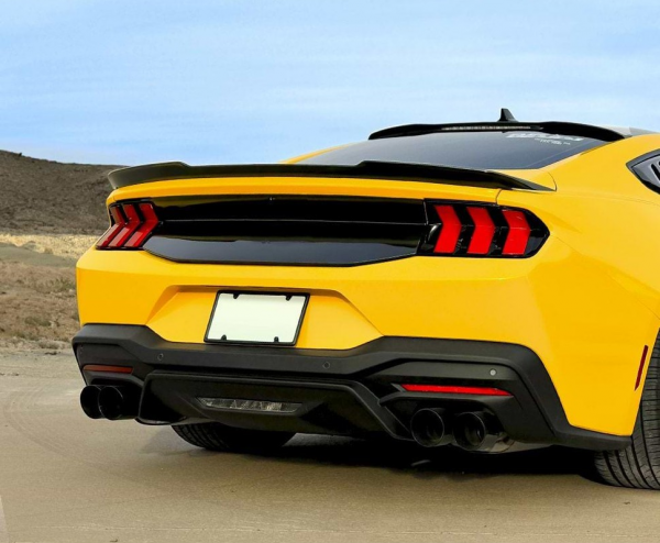 Heckspoiler Ducktail-Style Gloss Schwarz S650 Mustang 2024+